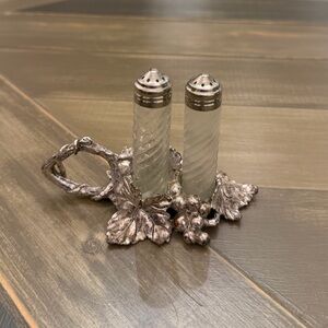 Arthur Court Silver Grape collection with Glass Salt and Pepper Shakers